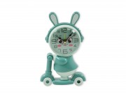 CQ07052 Asztali óra zöld nyuszi rolleren +hegyező 16cm