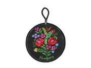 CQ07327 Edényalátét Hungary fekete kalocsai 17x19cm